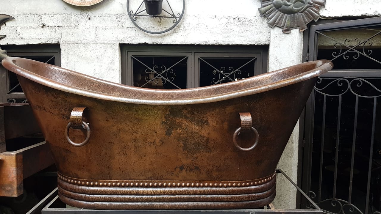 baignoire-en-cuivre-sur-mesure-amadera